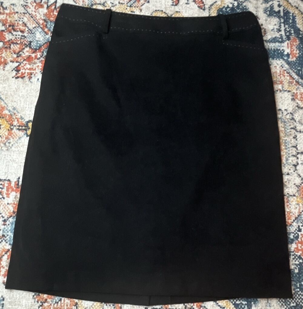 J. McLaughlin Black A-Line Skirt Brushed Sueded Feel Contrast Stitching Size 10